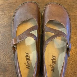 Algeria Women’s Mary Jane type leather Shoes